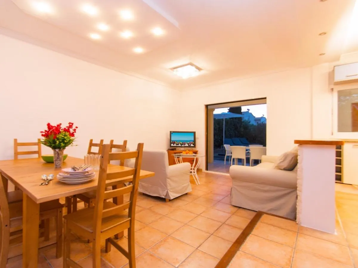 Casa Marcos Con Piscina Para 6 Junto A Playa Alcudia 0*, アルクディア スペイン